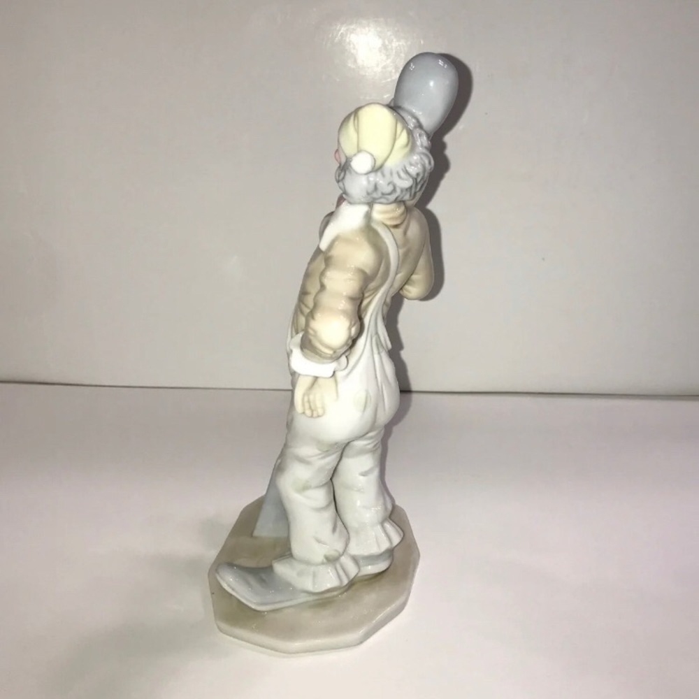Vintage Gaylord Clown Porcelain Figurine